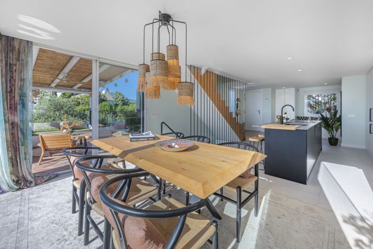 4247fdc17664d4956a1286853b10cc15 - 10