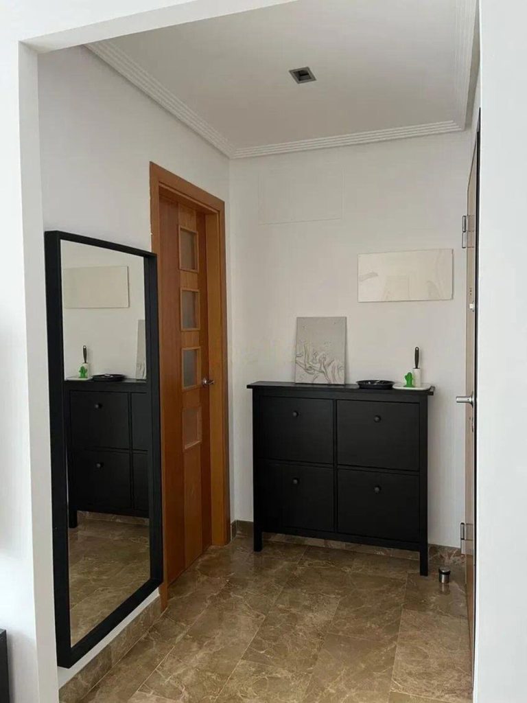 42b556f1977039d3efc9f5f9cc8b084a - 12