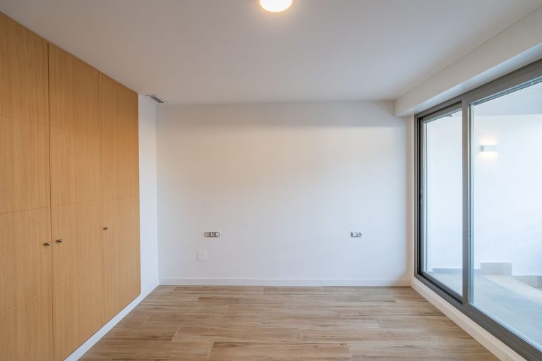 43174b955278bfb2b2b5bc2ed603154f - 16