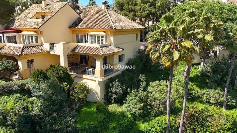 432b7c76877a3a895e4388a4a31fb2bd - 2