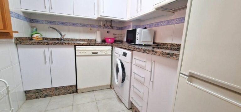 4354e849fc5d9ec96c7d461ae42ec13c - 6