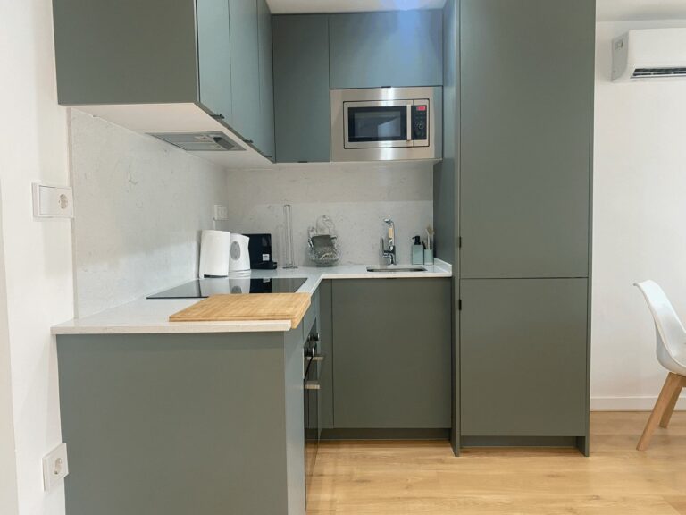 43dcb46fd50b35d49760a15a1e7fd68c - 6