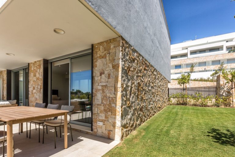 43f8caec7507f2d3d40a29f1d4e7ec84 - 2