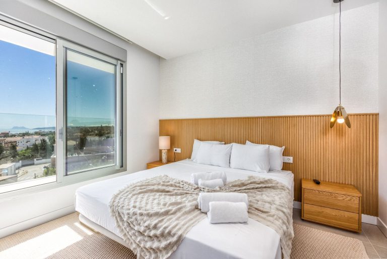 43f8caec7507f2d3d40a29f1d4e7ec84 - 6