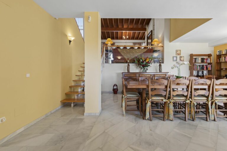 4407984dfa5ce0f9f4f2f8e6dce77173 - 10