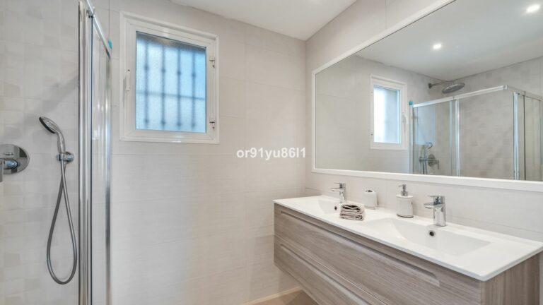 44896719f73be52a7ae3442241179e08 - 13