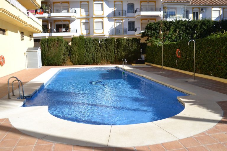 454e06cb337789183056ac7f91cea6c0 - 1