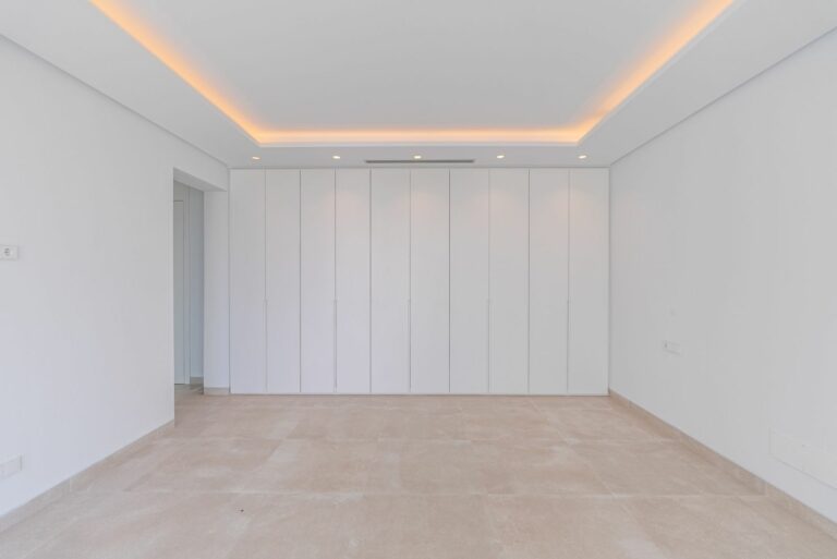 45961f0f373679d3374eb7d7772e3350 - 16