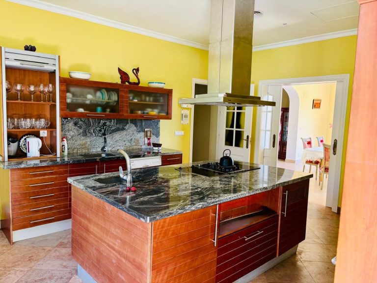 4a381784a85d02b85d8d19d9f1f497c0 - 13