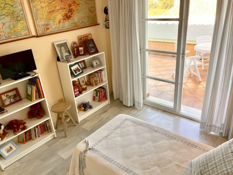 4a95a00a3e33e5d261479080a9c029c1 - 16