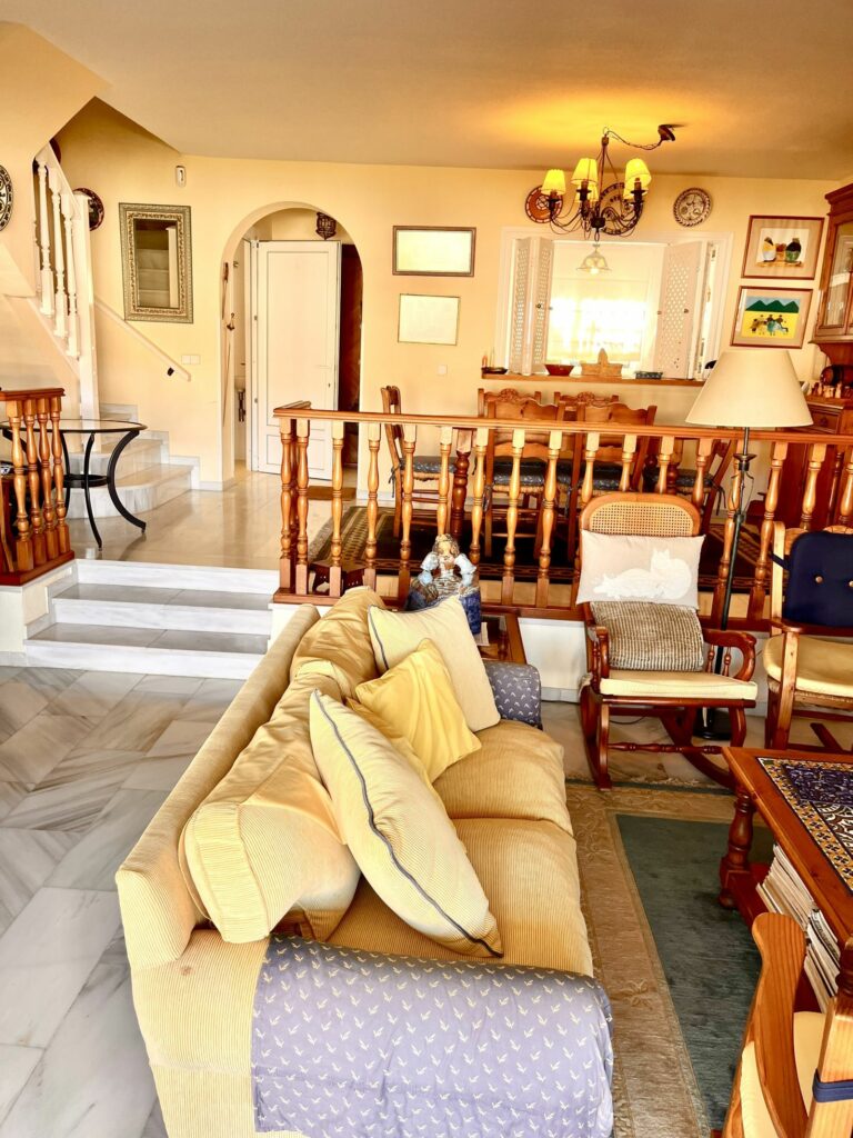 4a95a00a3e33e5d261479080a9c029c1 - 8