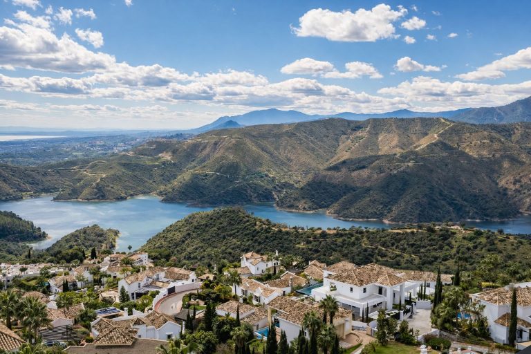 4ac5fbcaeb735154a3c88804aeeb34e8 - 1