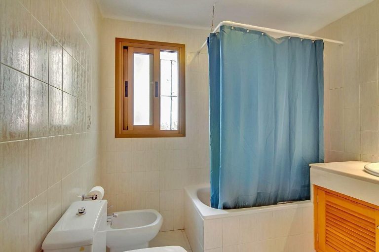 4ac5fbcaeb735154a3c88804aeeb34e8 - 8