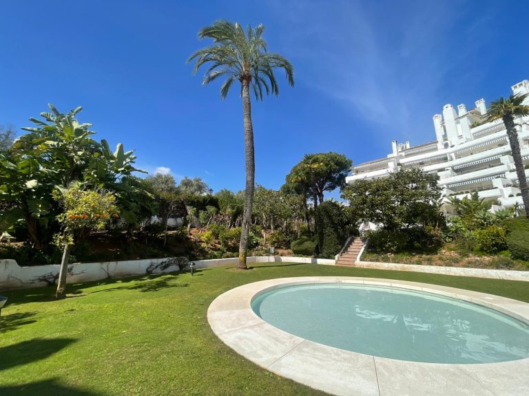 4ae81989dab0e1f875715405e5b79f5a - 14