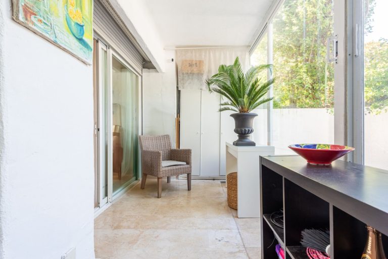 4ae81989dab0e1f875715405e5b79f5a - 8