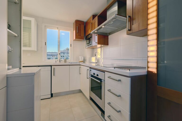 4aebc250d797dc6eff6a158a70b898a3 - 8