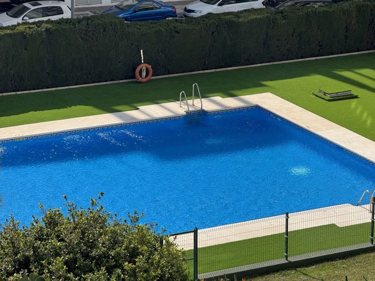 4d4c3f000e8251c4044dd9c8472340f3 - 11