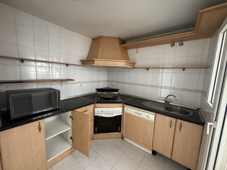 4d4c3f000e8251c4044dd9c8472340f3 - 4