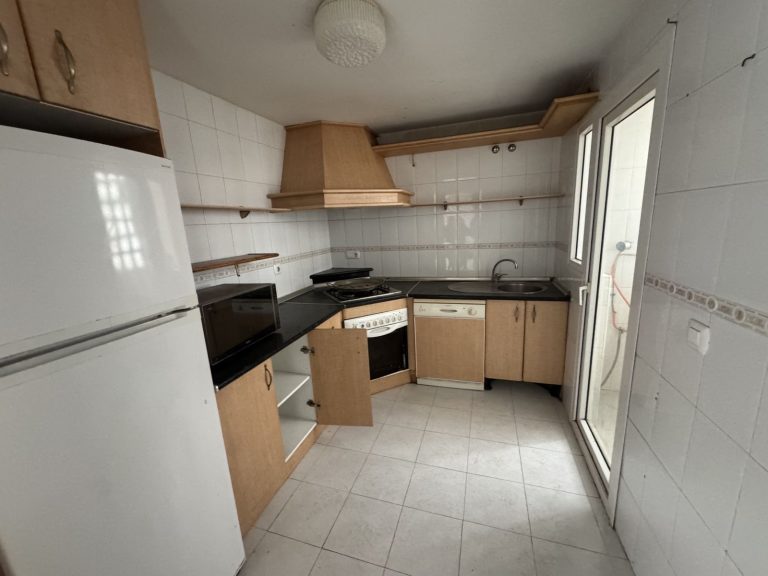 4d4c3f000e8251c4044dd9c8472340f3 - 5