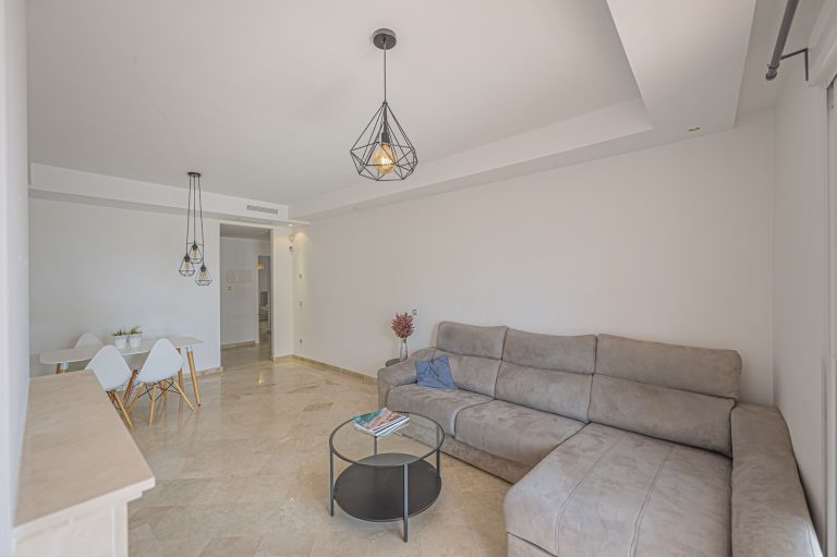 4e798662bd135eb8257d2fcfc35c8226 - 14