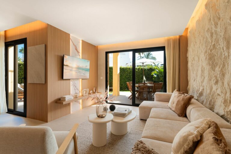 4eb12bdd7104e791f316c14ab9926406 - 5