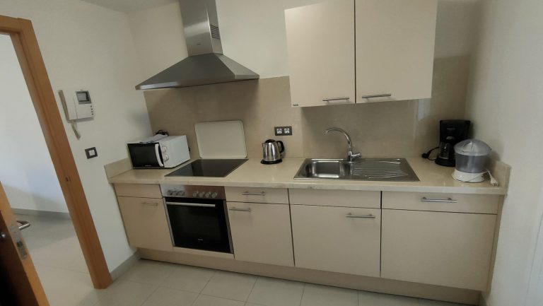 4f1ca9a5a95f4948231356eb162f1163 - 11