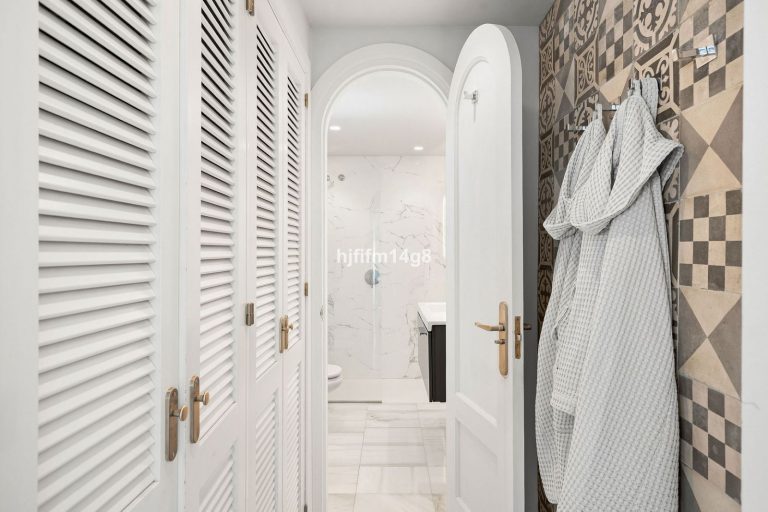 50429493b6359e2c555e69fb16de40d1 - 16