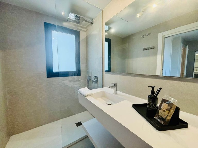 50d8b0bf2f9f9d3e62e61a86120d5562 - 2