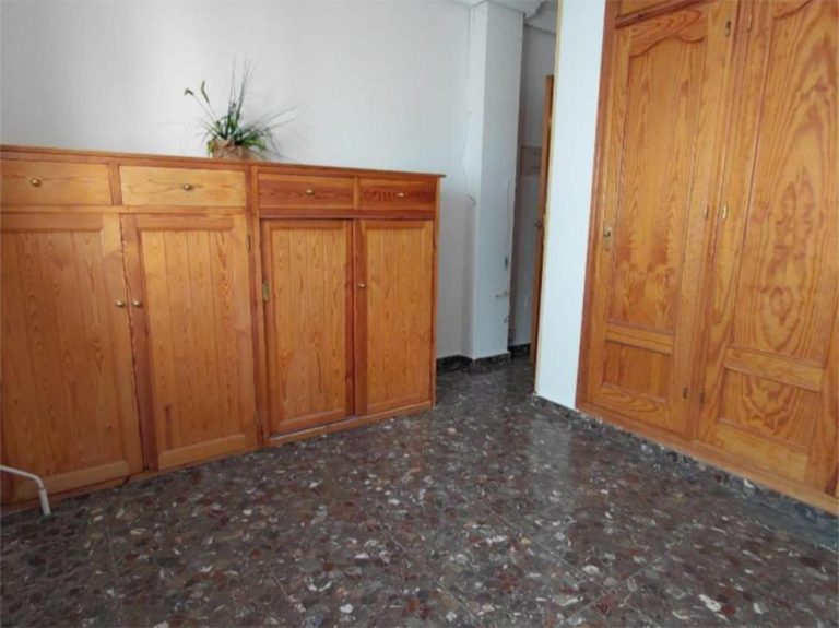 5135085d5f26b1089038b13b2d821d3a - 12