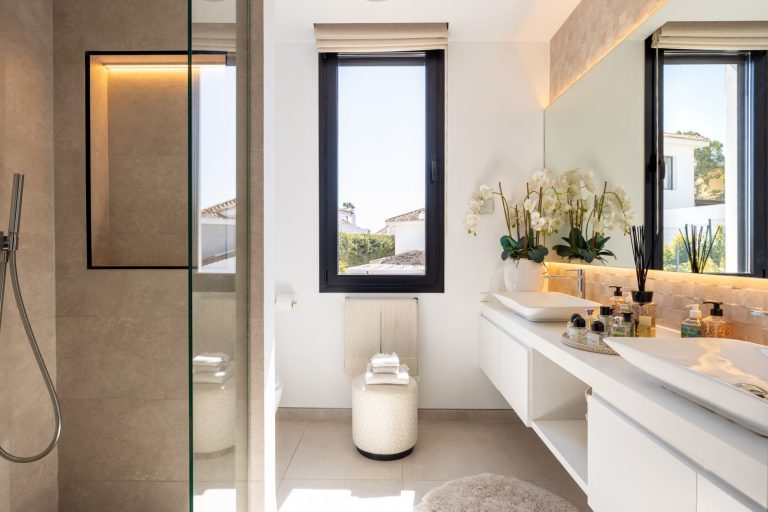 518d620cabf939616272e44e41eebaf1 - 11