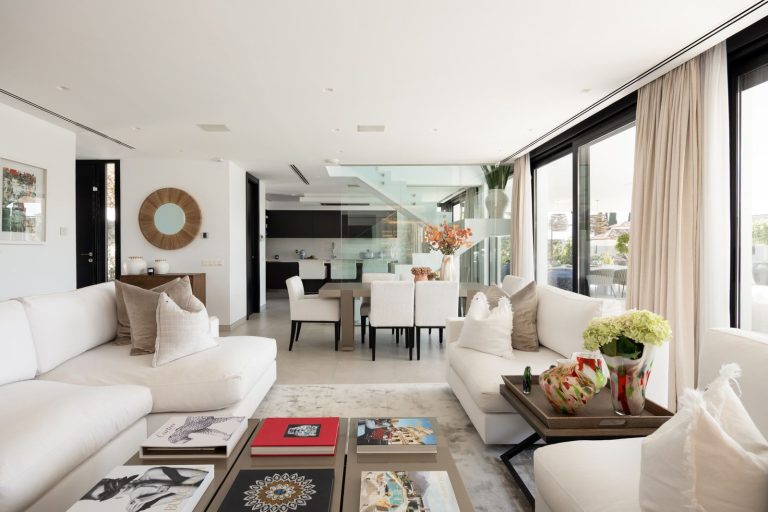 518d620cabf939616272e44e41eebaf1 - 4