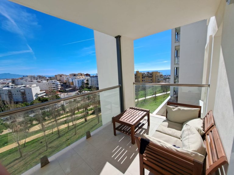 519b6f733c02c98dd535d1f45ab18f48 - 1