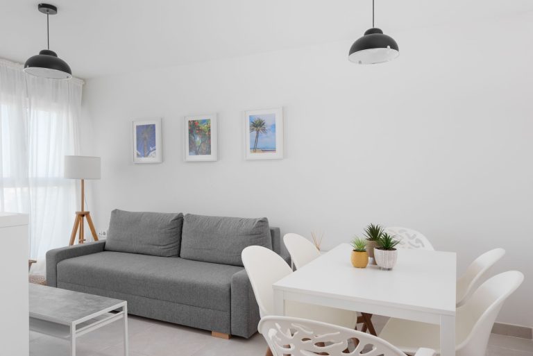 519b6f733c02c98dd535d1f45ab18f48 - 12