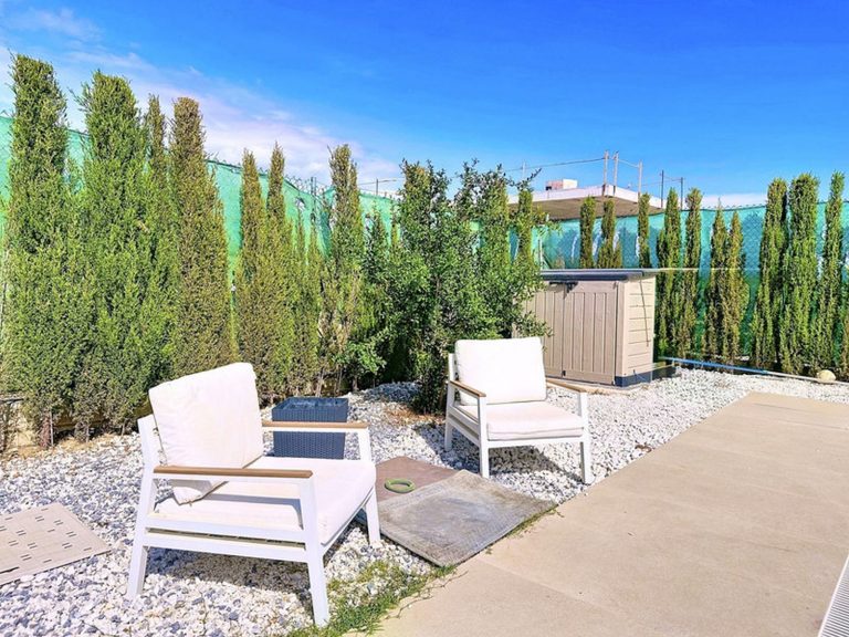 51c72898b720641bb000b6277dae36df - 15