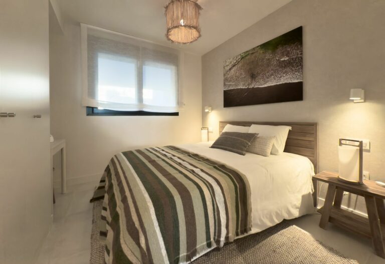 5245d70a9f2987bbfc31cdf26310083e - 10