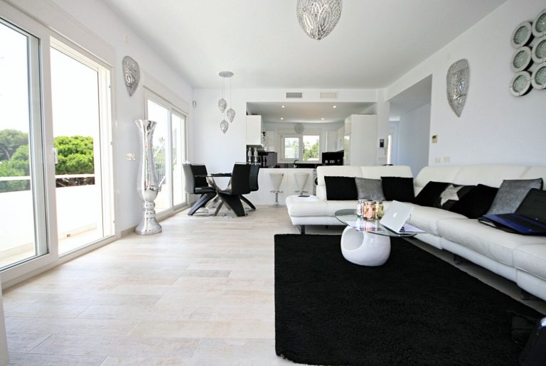 52c8edd0066a86fc825f9f00e5fb229a - 9