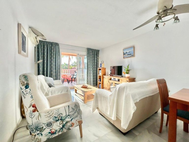 5327c2c8694c52379e66eeafded3a533 - 6