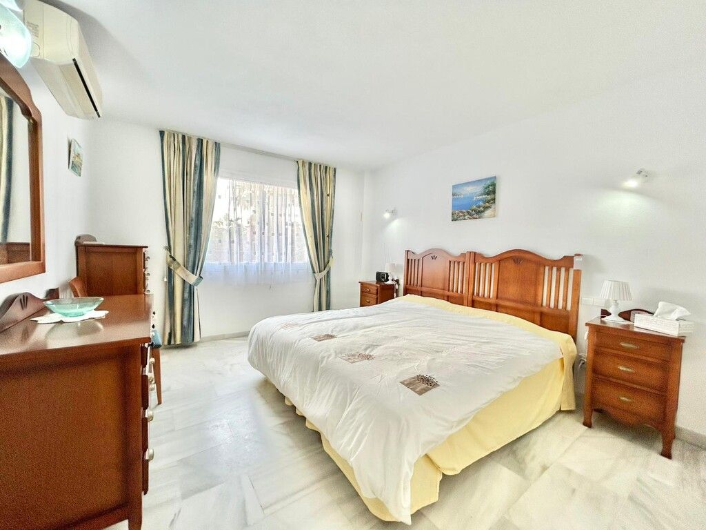 5327c2c8694c52379e66eeafded3a533 - 7