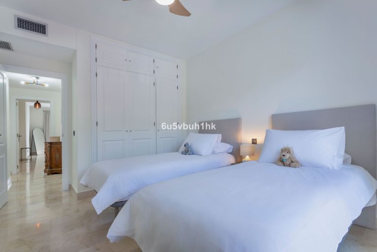 534c98ad15bb2ddbad90d5948bd11332 - 15