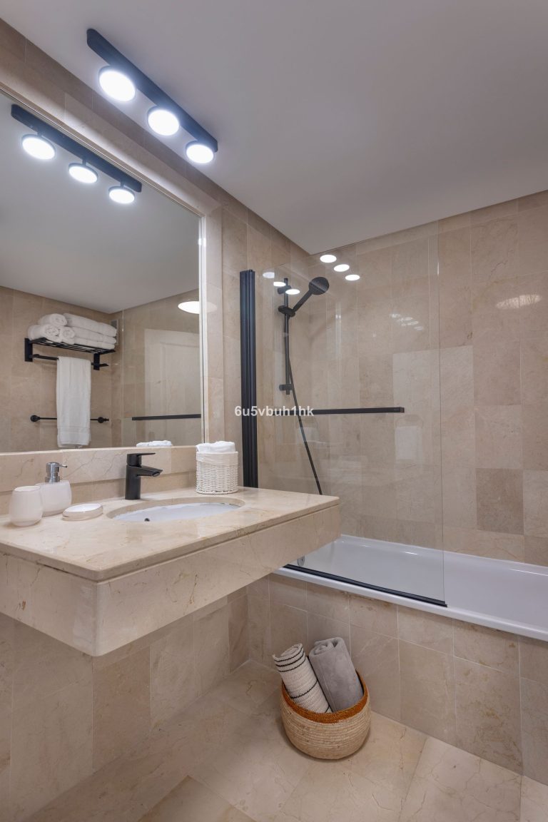 534c98ad15bb2ddbad90d5948bd11332 - 16