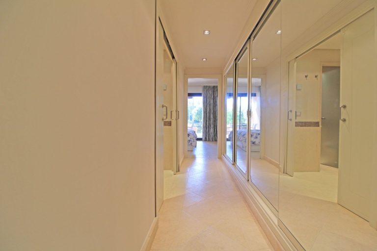 53c86a2b72830e4cdd369f2ce61d3e26 - 13