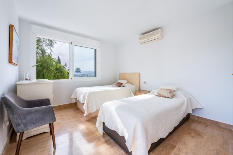 54dedfc8019738370764658fe2775a0a - 9