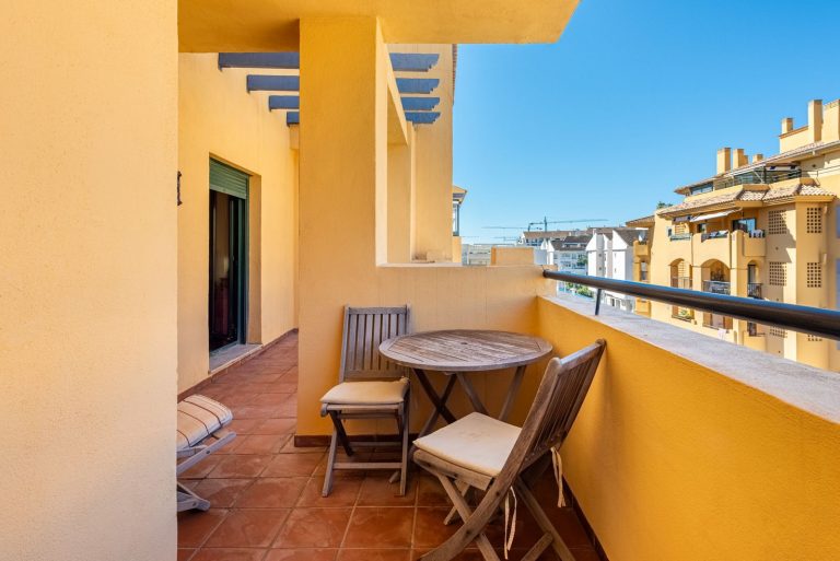 54e0e346bcce5d998aa72c968e82bd8b - 16