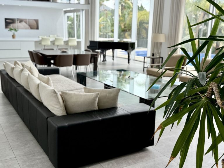 54e9378aac42bdedea883a0f7a9d92b6 - 10