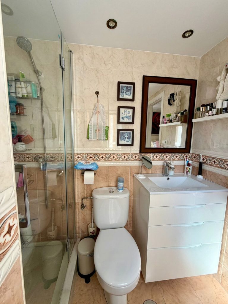 552f19204e8e873c1ed3142526b9dfdb - 13