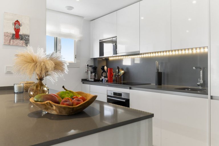 55a08a87c617233b3d94ca03858a70cb - 12