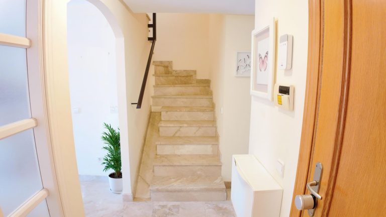 55d56de8adeaae971267d1378324714a - 12