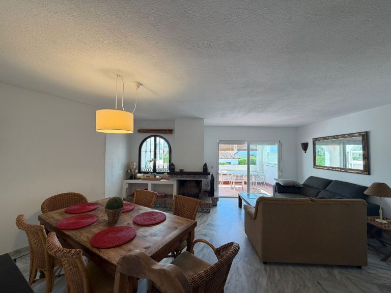 55f021833f1e822baa88cdb650273426 - 15