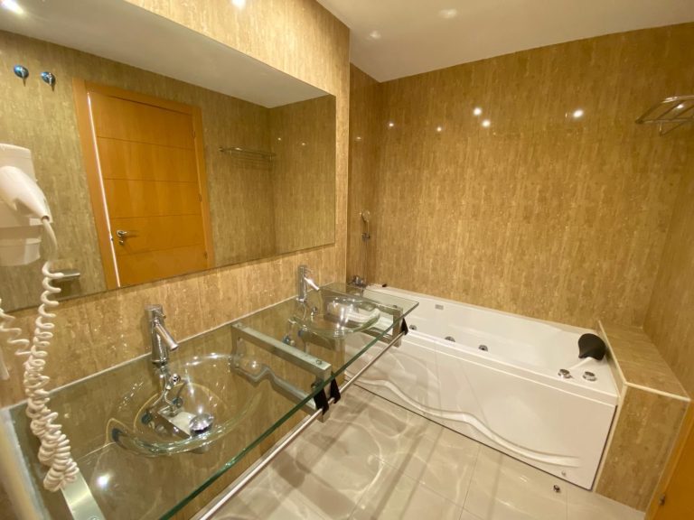 56d9f3218ffadcbfe9b93448fa32f9fc - 14