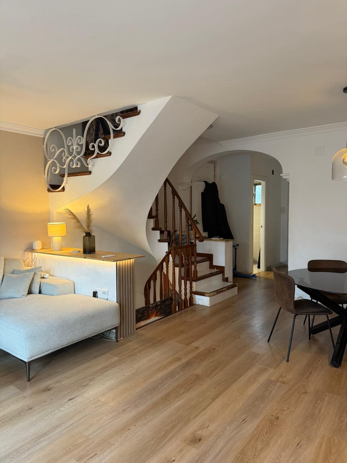 583e92eb797bc171767dc709625c21cd - 12